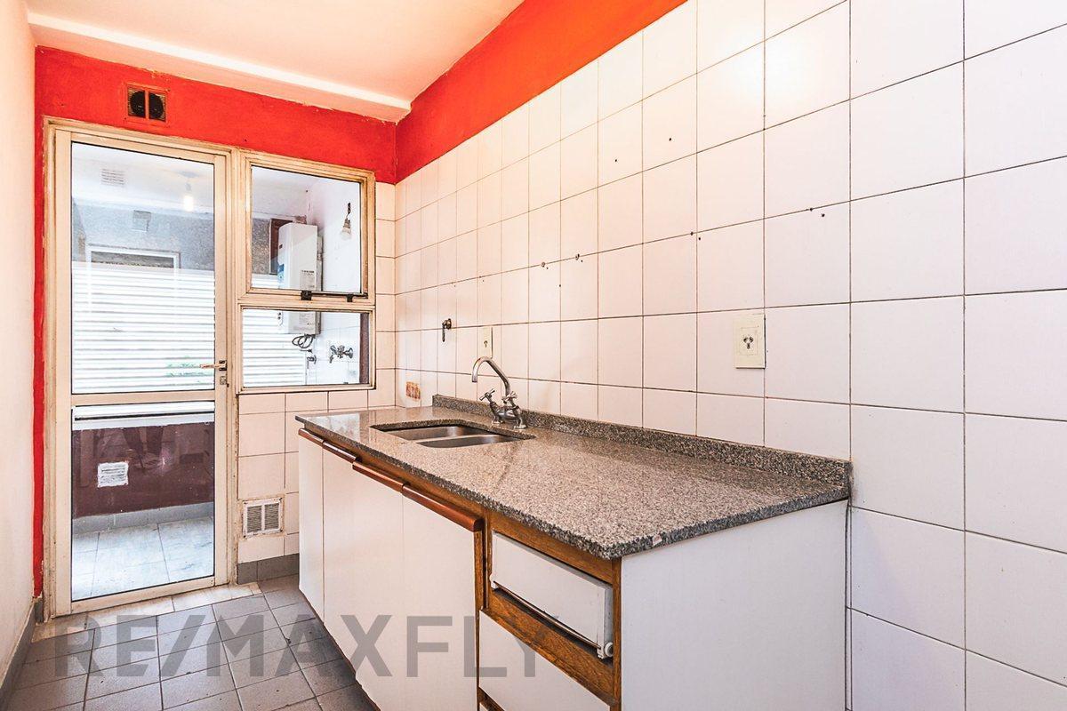 Foto de VENTA DEPTO 2 AMB LINIERS OPORTUNIDAD INVERSION, imagen 2