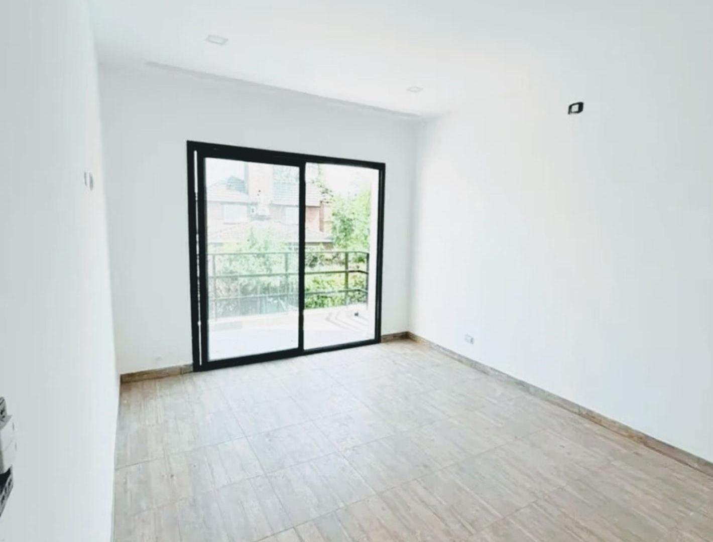 Foto de VENTA CASA 4 AMBIENTES COUNTRY BANCO PCIA MORENO, imagen 3