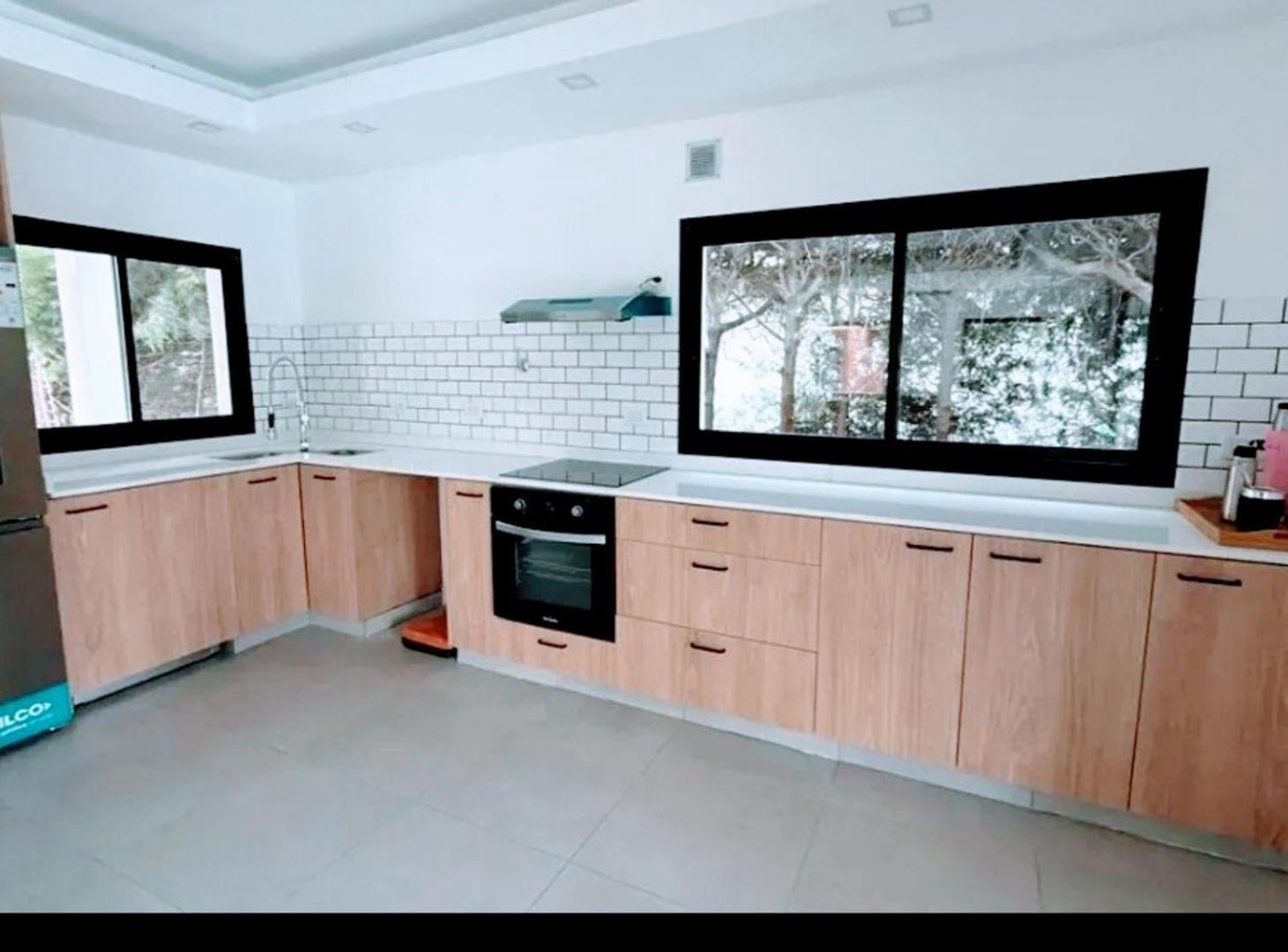 Foto de VENTA CASA 4 AMBIENTES COUNTRY BANCO PCIA MORENO, imagen 2