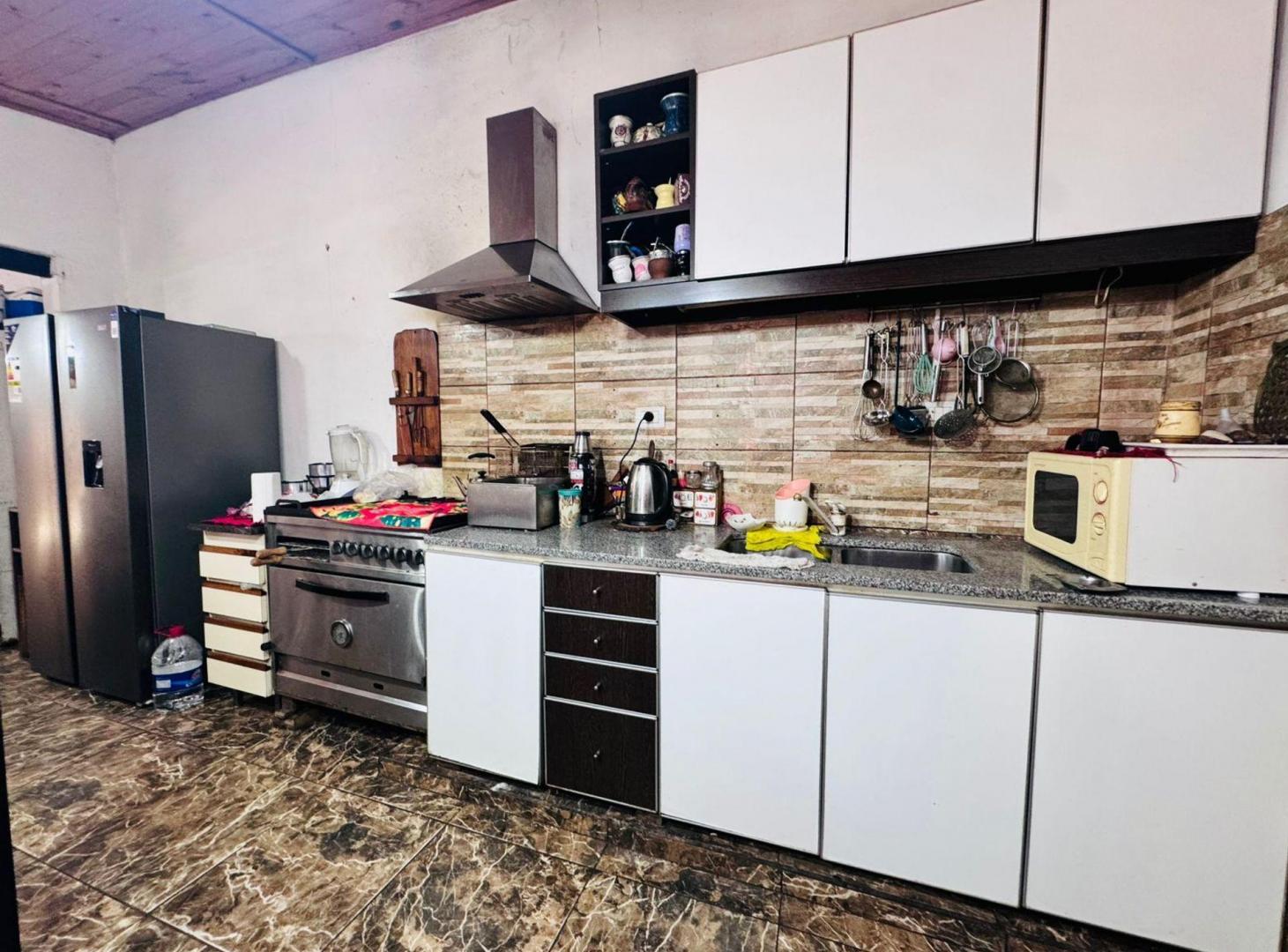 Foto de VENTA CASA 5 AMB LANUS ESTE QUINCHO O DEPTO, imagen 3