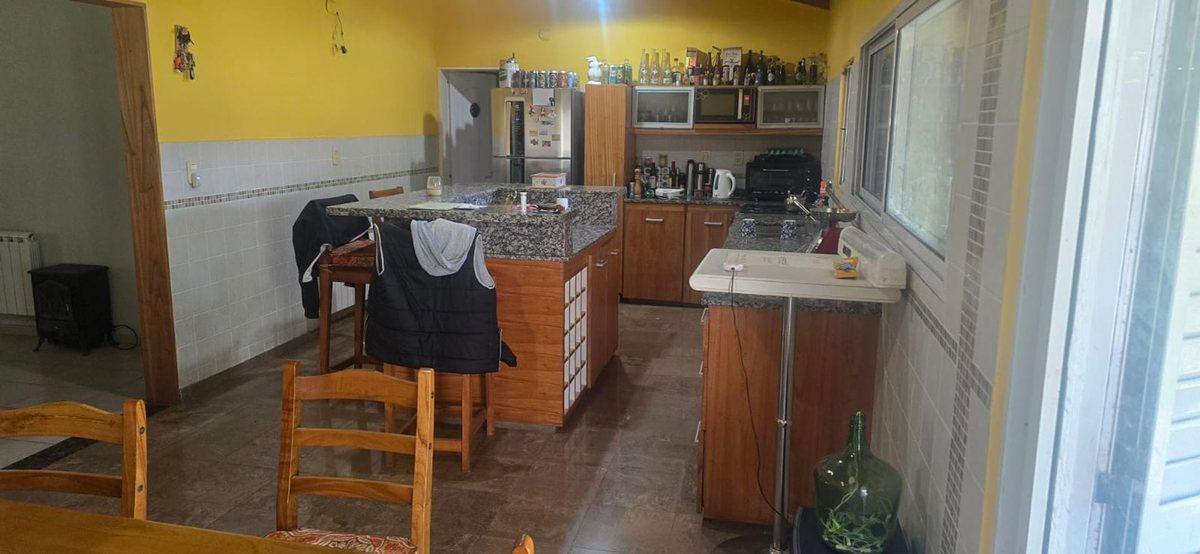 Foto de VENTA CASA 5 AMB DOMSELAAR SOBRE LOTE 1400 MTS, imagen 5