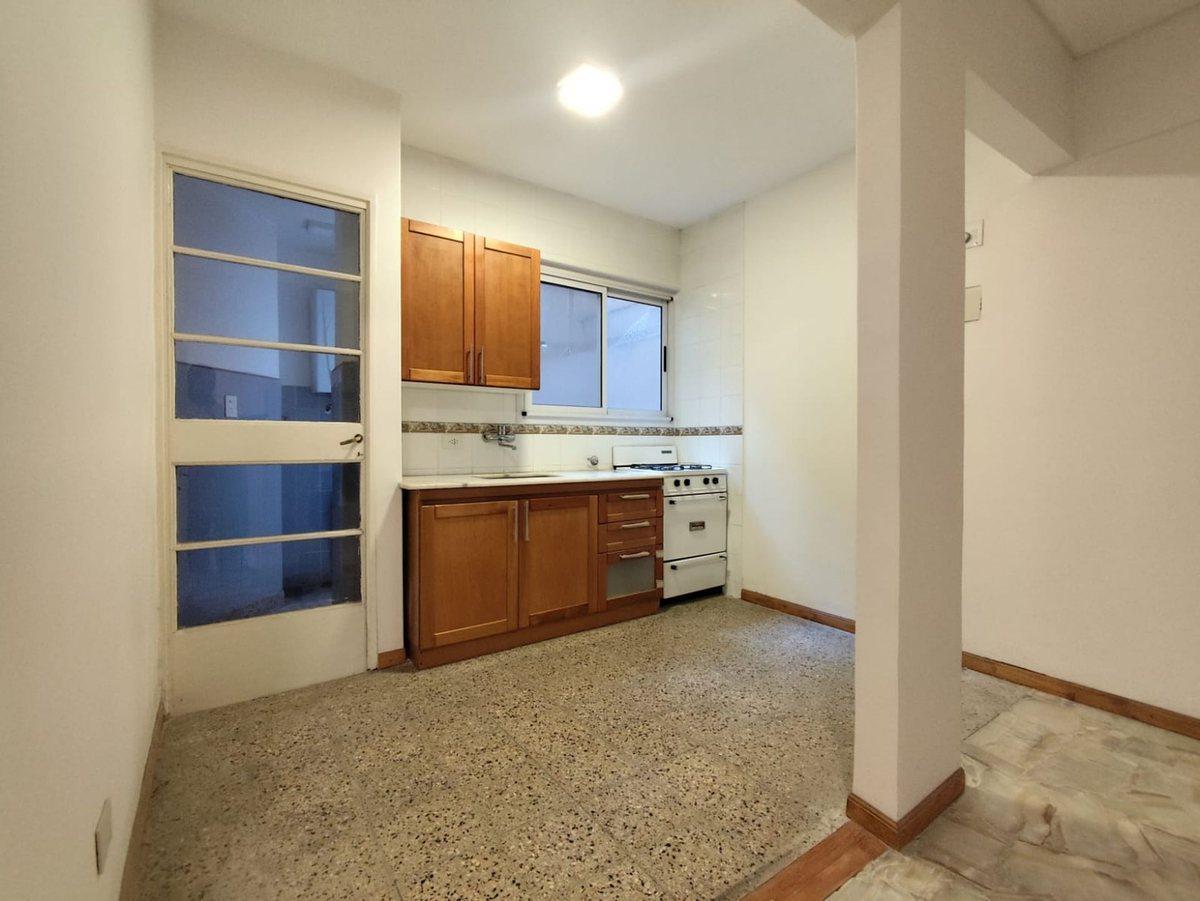 Foto de VENTA DEPARTAMENTO 3 AMBIENTES FLORES, imagen 4