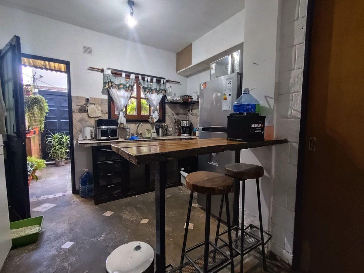 Foto de VENTA DUPLEX 3 AMBIENTES RAMOS MEJÍA CON PATIO, imagen 2