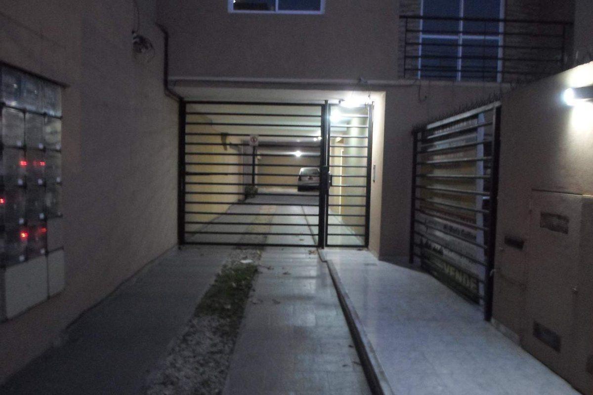 Foto de VENTA DEPARTAMENTO 2 AMB CASEROS APTO CREDITO, imagen 4