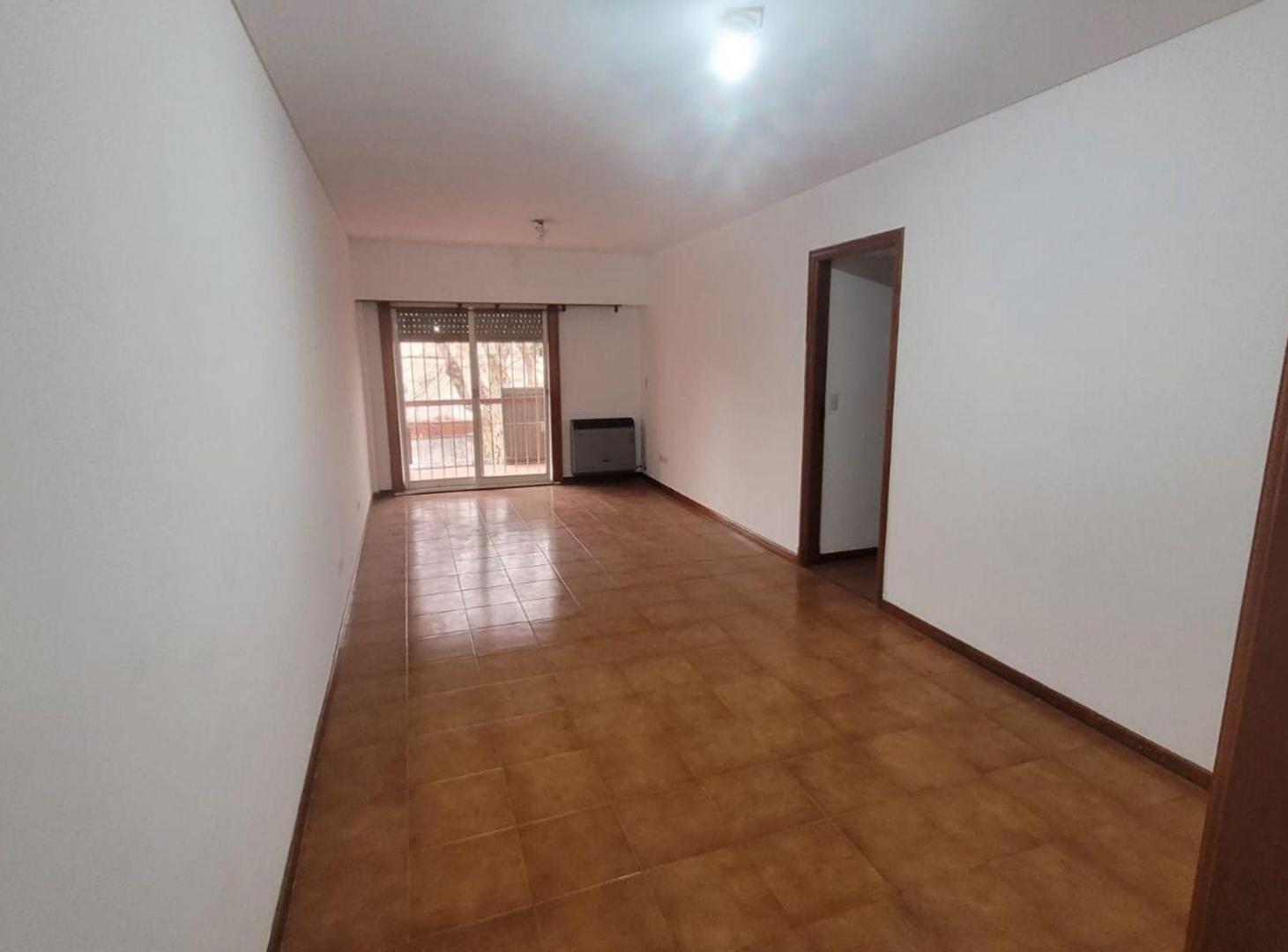 Foto de VENTA DPTO 4 AMB LINIERS IMPECABLE, imagen 5