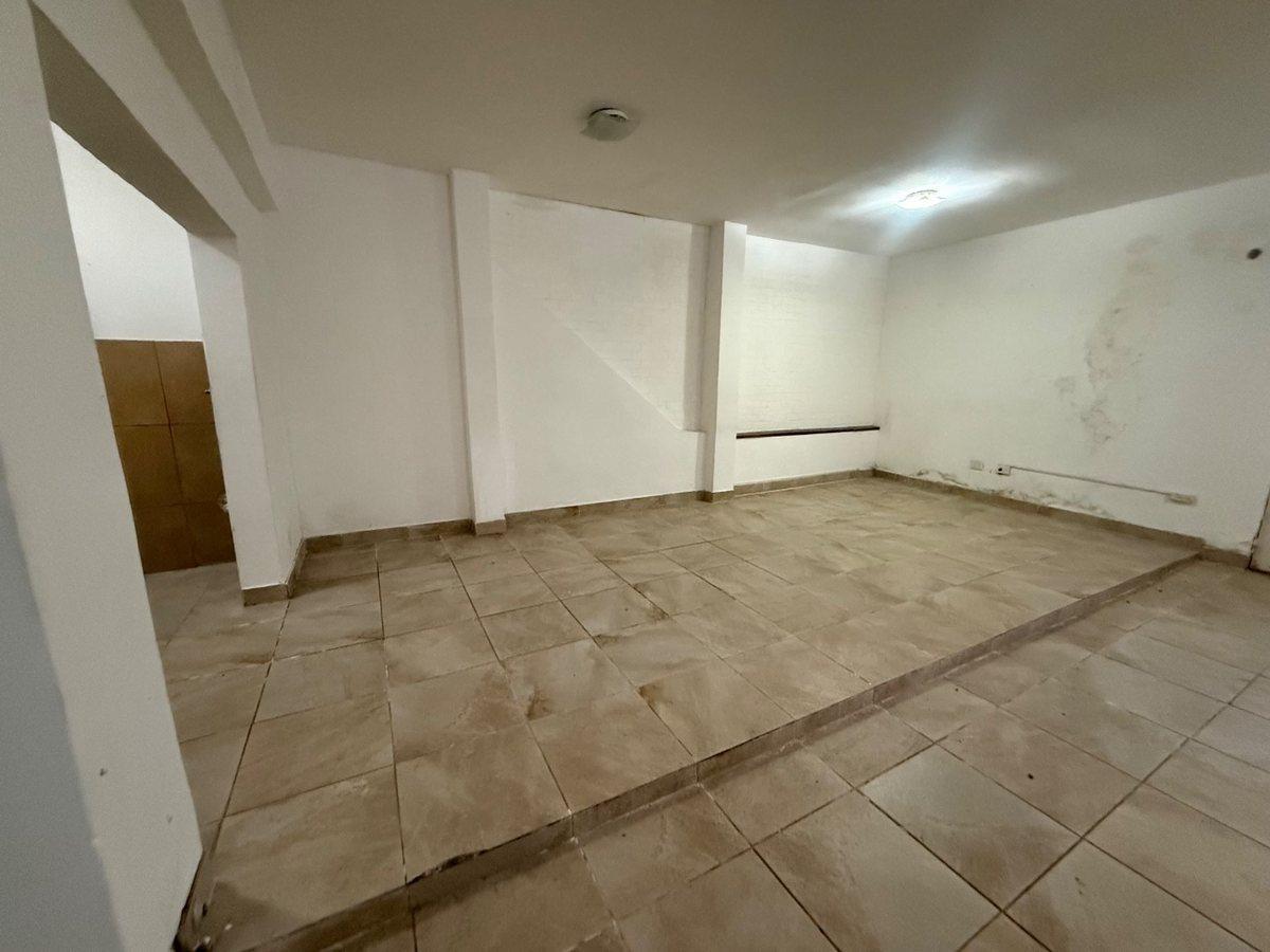 Foto de VENTA PH 4 AMBIENTES PALOMAR MORON C/ PATIO, imagen 2