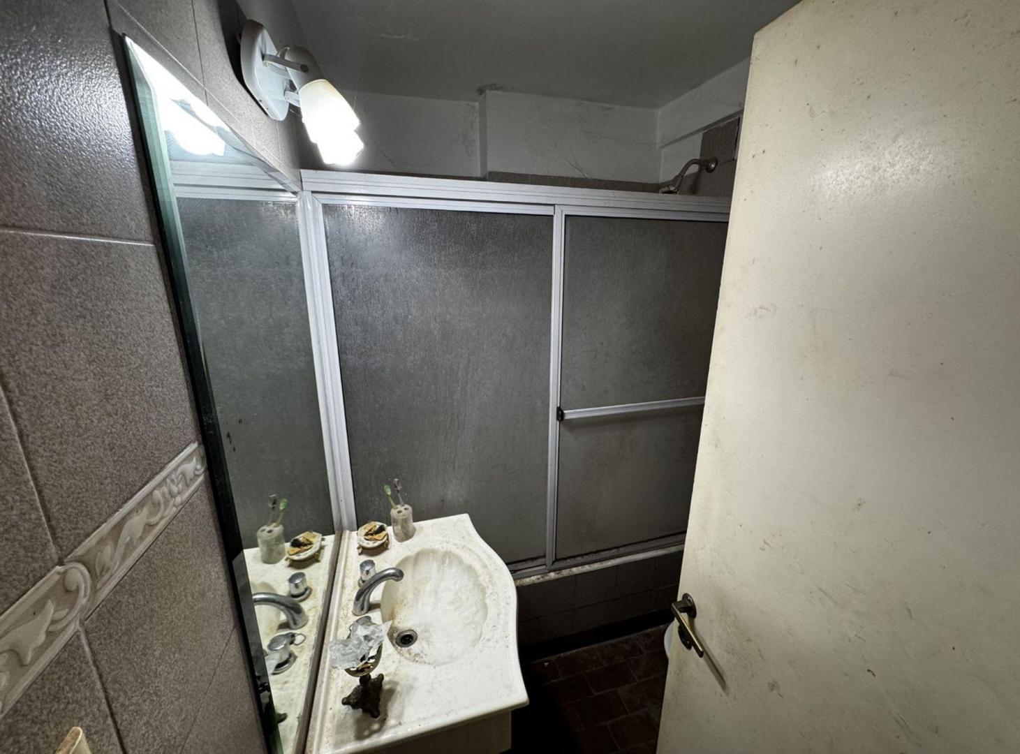 Foto de VENTA DE NUDA PROPIEDAD DPTO 4 AMBIENTES BALVANERA, imagen 2