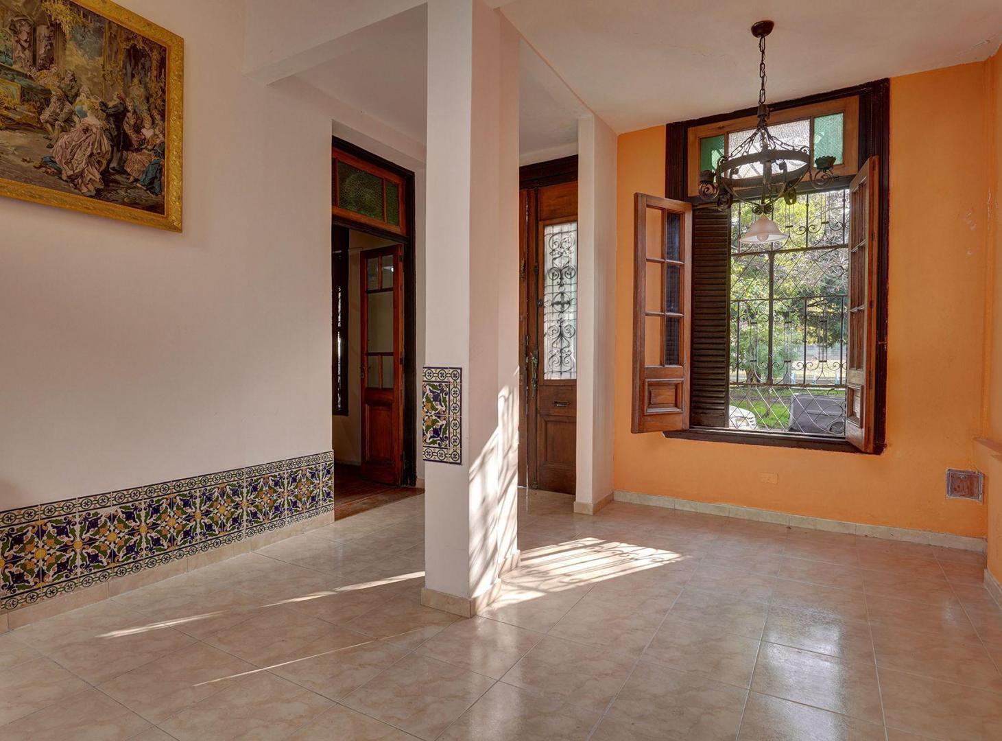 Foto de VENTA PH 5 AMB VELEZ SARSFIELD FTE PATIO Y TERRAZA, imagen 4