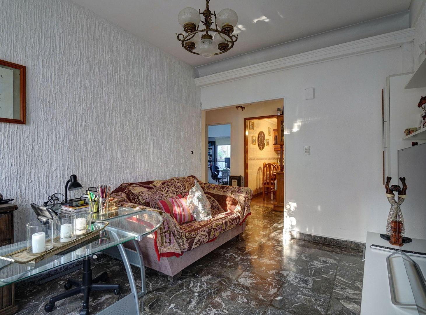 Foto de VENTA PH 3 AMB PARQUE AVELLANEDA FRENTE GARAGE, imagen 3