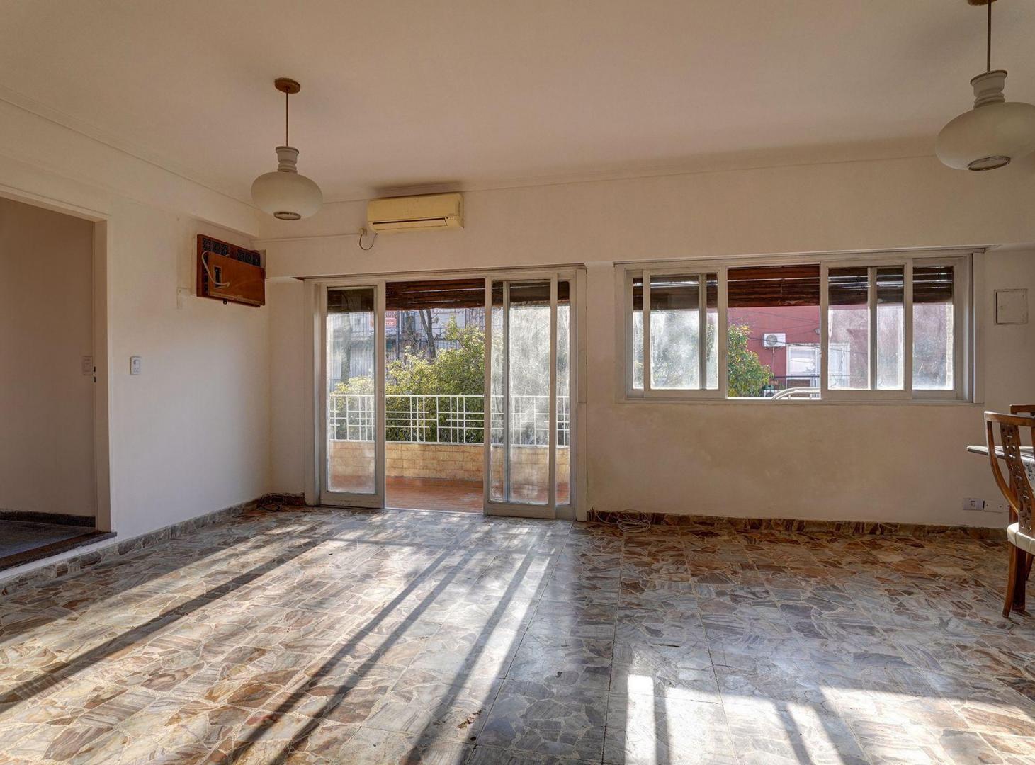 Foto de VENTA PH 3 AMB PARQUE AVELLANEDA BALCÓN TERRAZA, imagen 3