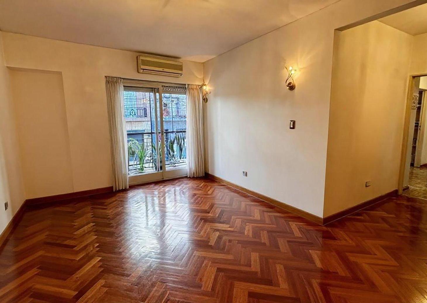 Foto de DEPARTAMENTO 4 AMBIENTES ALMAGRO CON BALCON, imagen 3