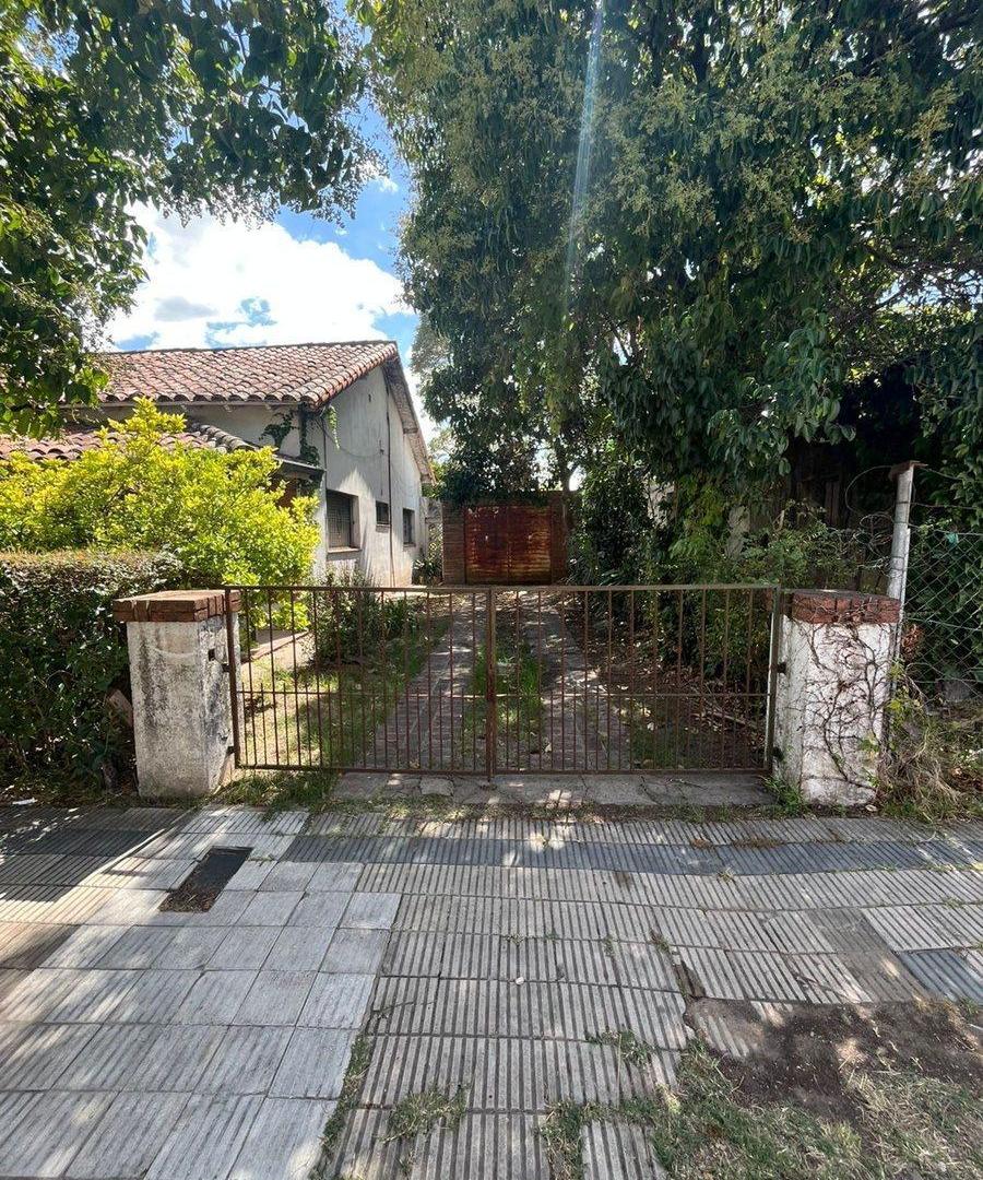 Foto de VENTA CASA 3 AMB HURLINGHAM PARA RECICLAR, imagen 5