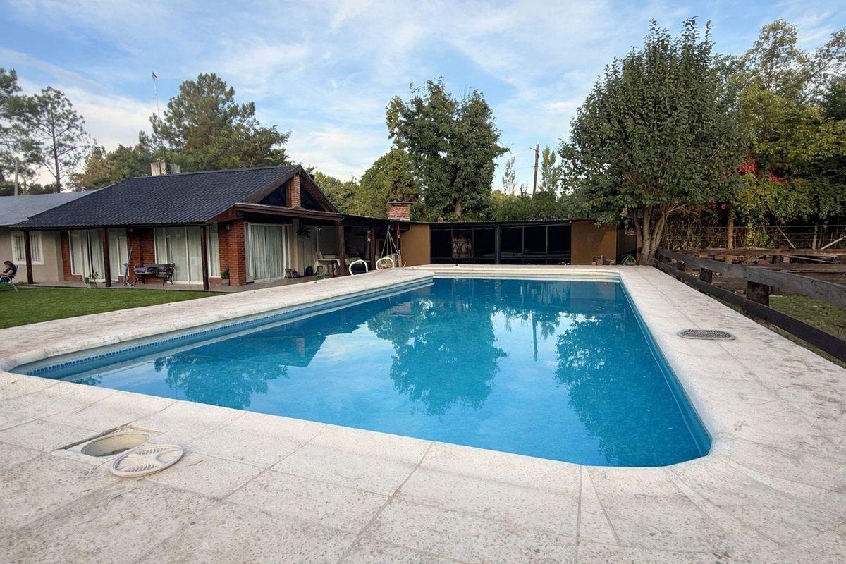 Foto de VENTA CASA QUINTA 4 AMB FCO ALVAREZ ACEPTA PERMUTA, imagen 1