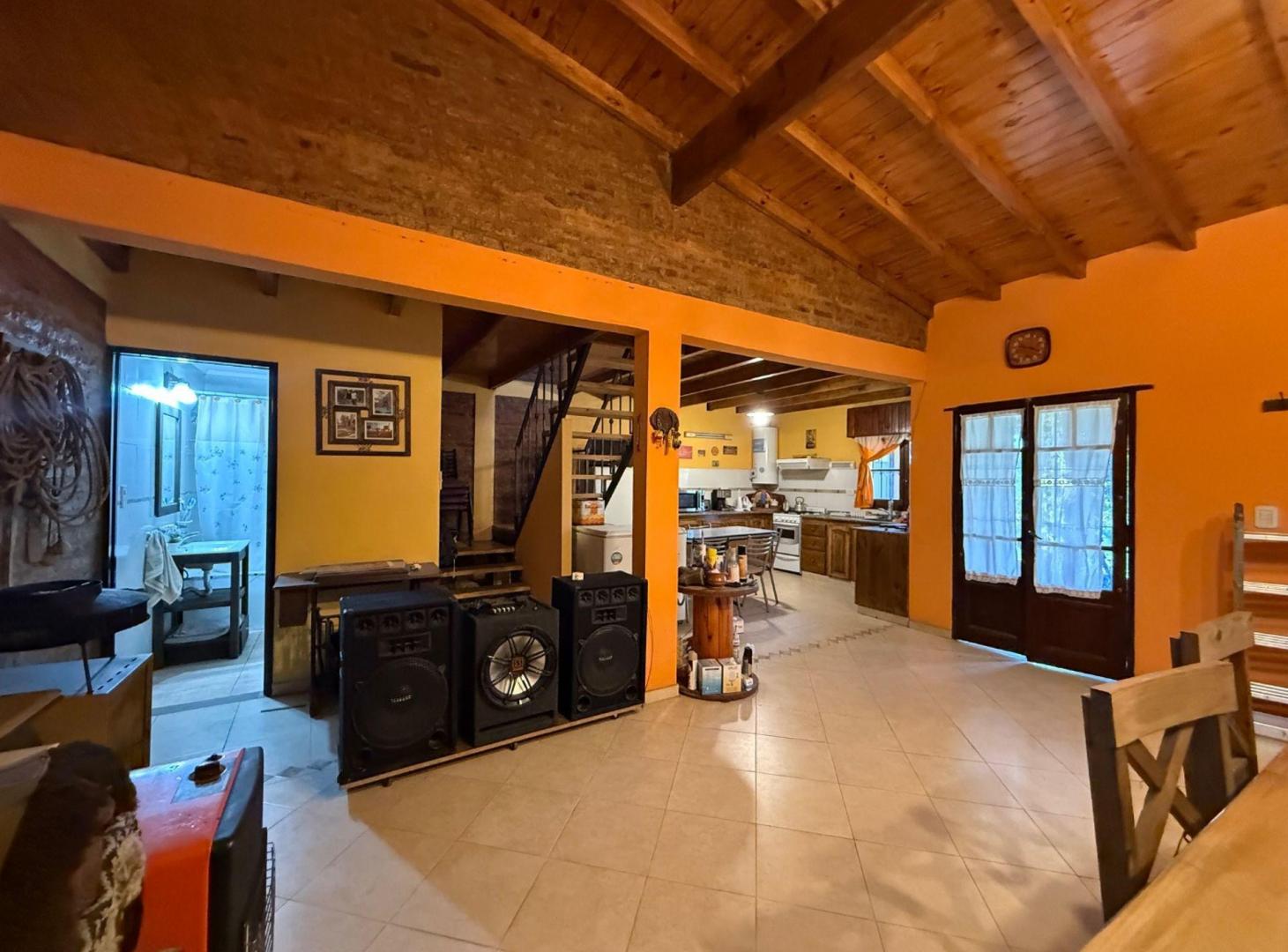 Foto de VENTA CASA 3 AMB EN FRANCISCO ALVAREZ C PILETA, imagen 4