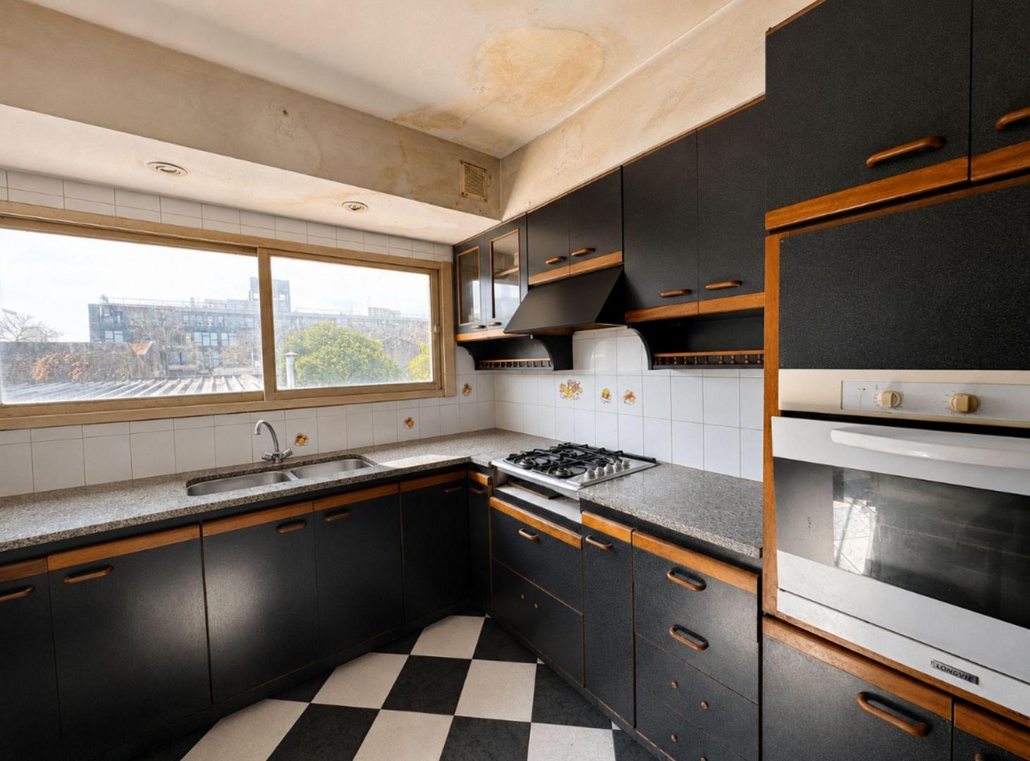 Foto de VENTA CASA 4 AMBIENTES LINIERS + LOCAL LOTE 336M2, imagen 4