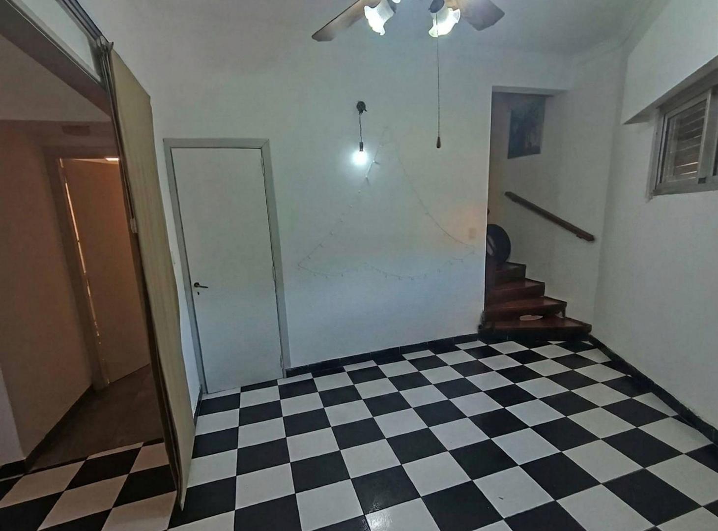 Foto de VENTA PH 3 AMBIENTES POMPEYA OPORTUNIDAD, imagen 1