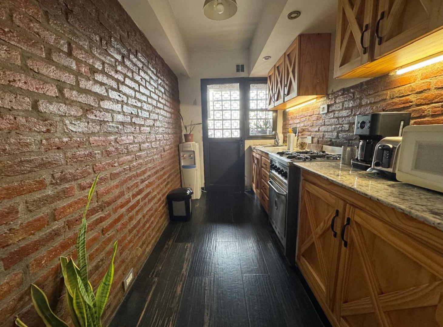Foto de VENTA DEPTO 3 AMBIENTES LOMAS DE ZAMORA FRENTE, imagen 1