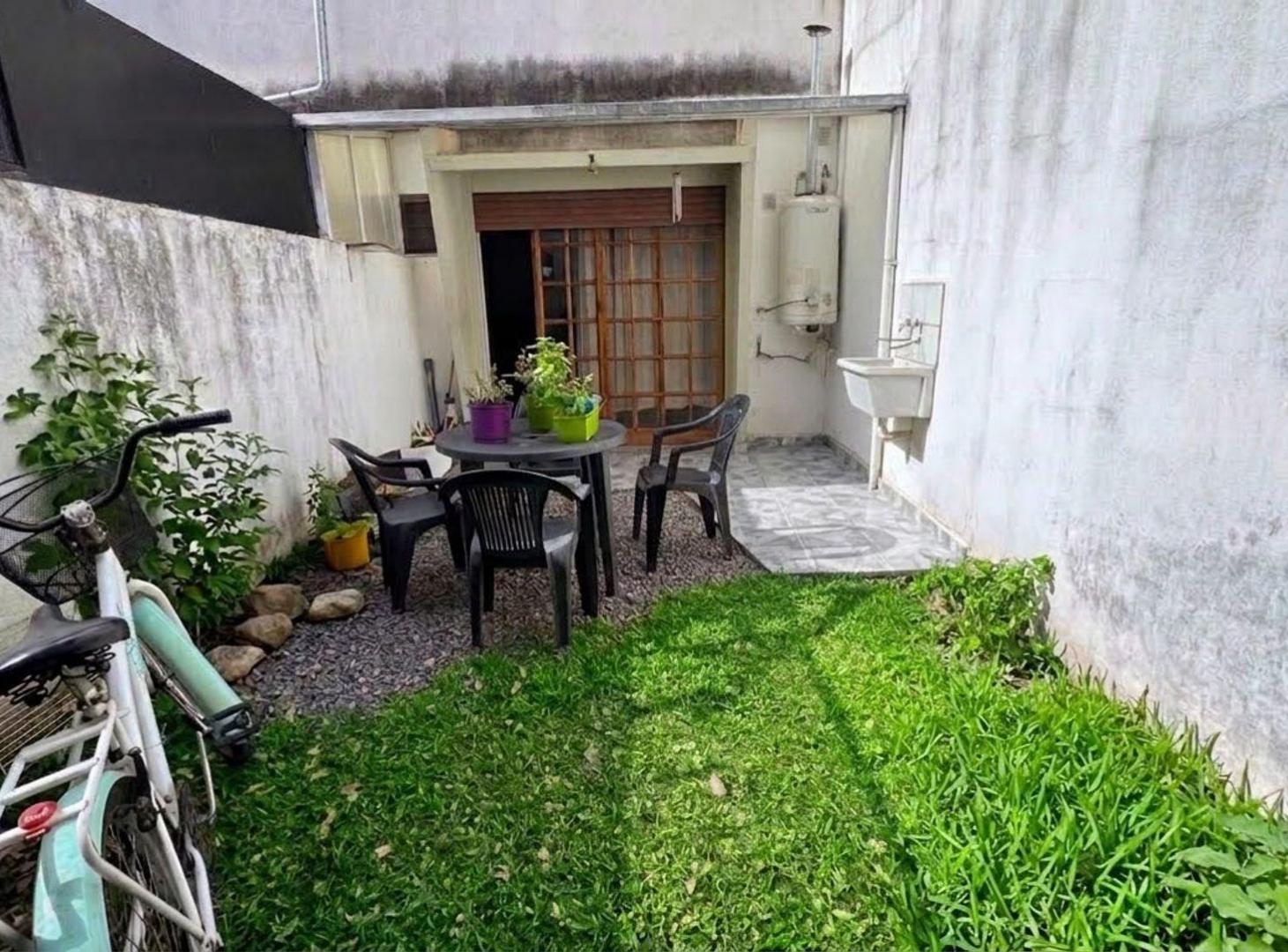 Foto de VENTA PH 3 AMBIENTES LINIERS PATIO APTO CRÉDITO, imagen 1
