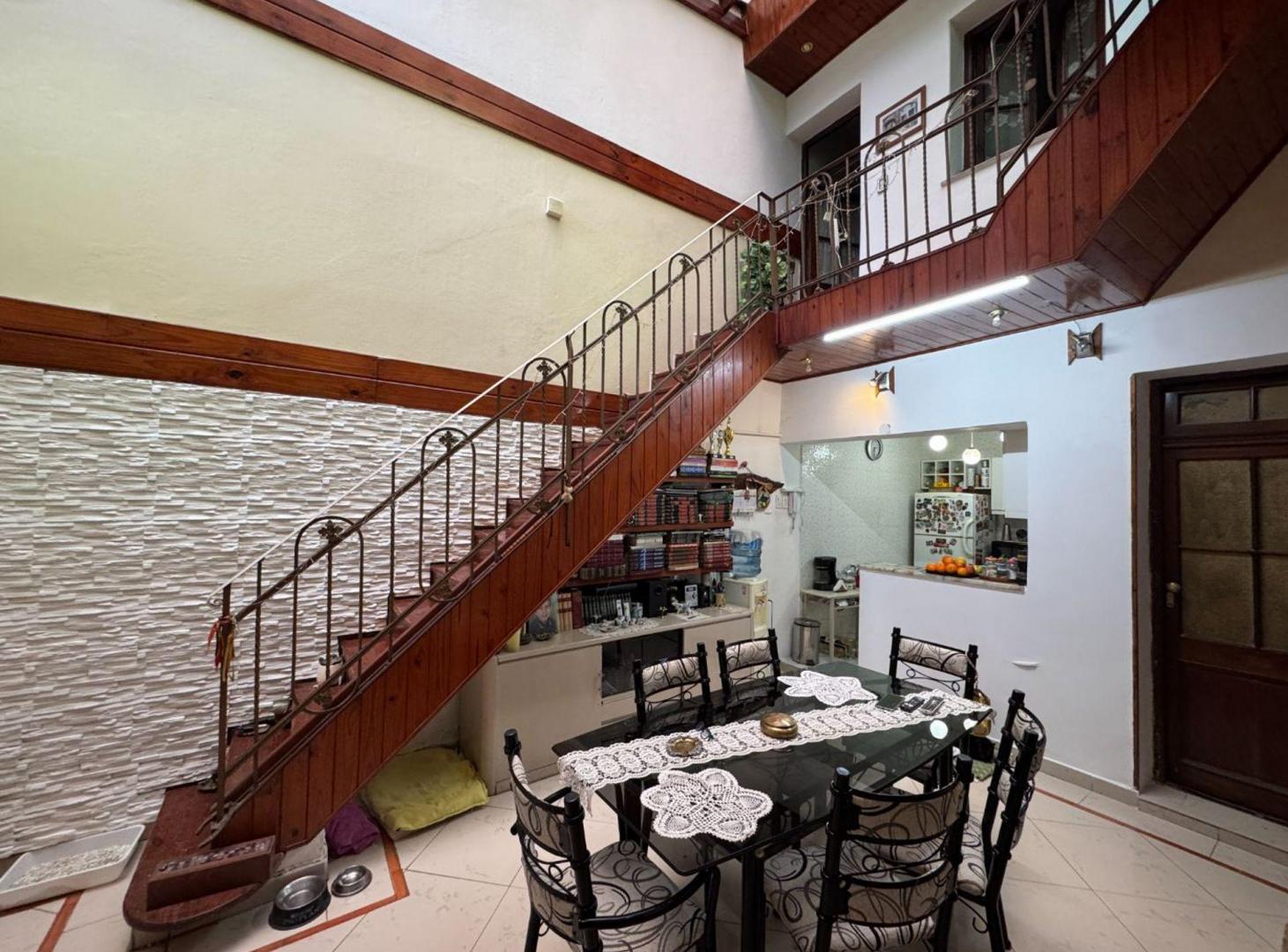 Foto de VENTA PH 4 AMBIENTES BOEDO IMPECABLE, imagen 1