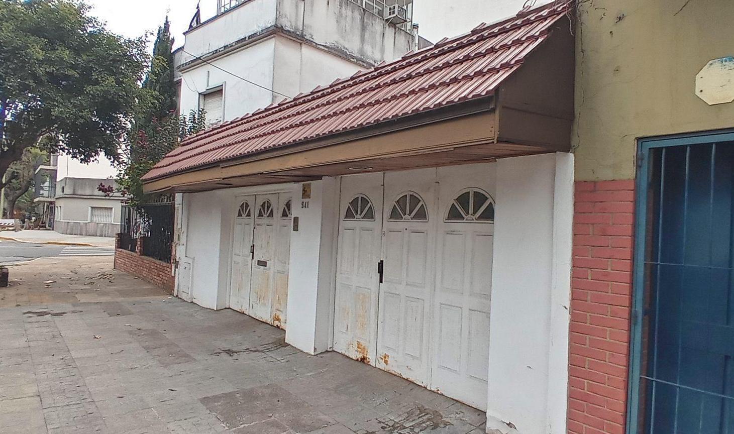 Foto de VENTA CASA 4 AMBIENTES FLORESTA OFICINAS PERMUTA, imagen 3