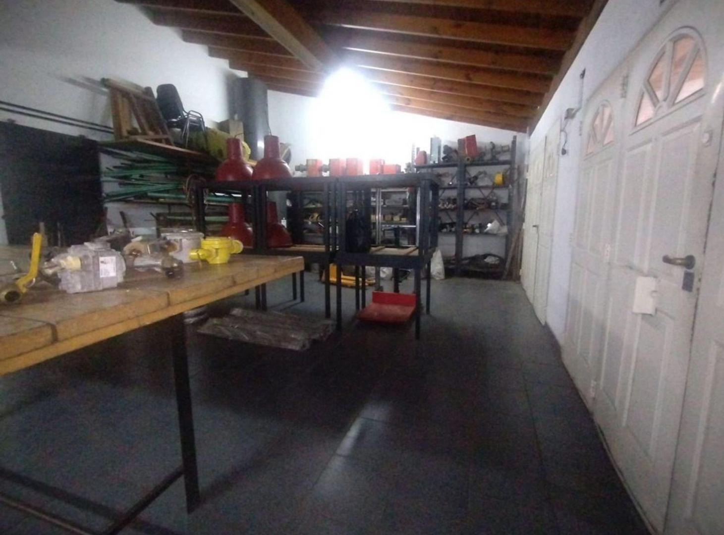 Foto de VENTA CASA 4 AMBIENTES VELEZ SARSFIELD TERRAZA, imagen 1