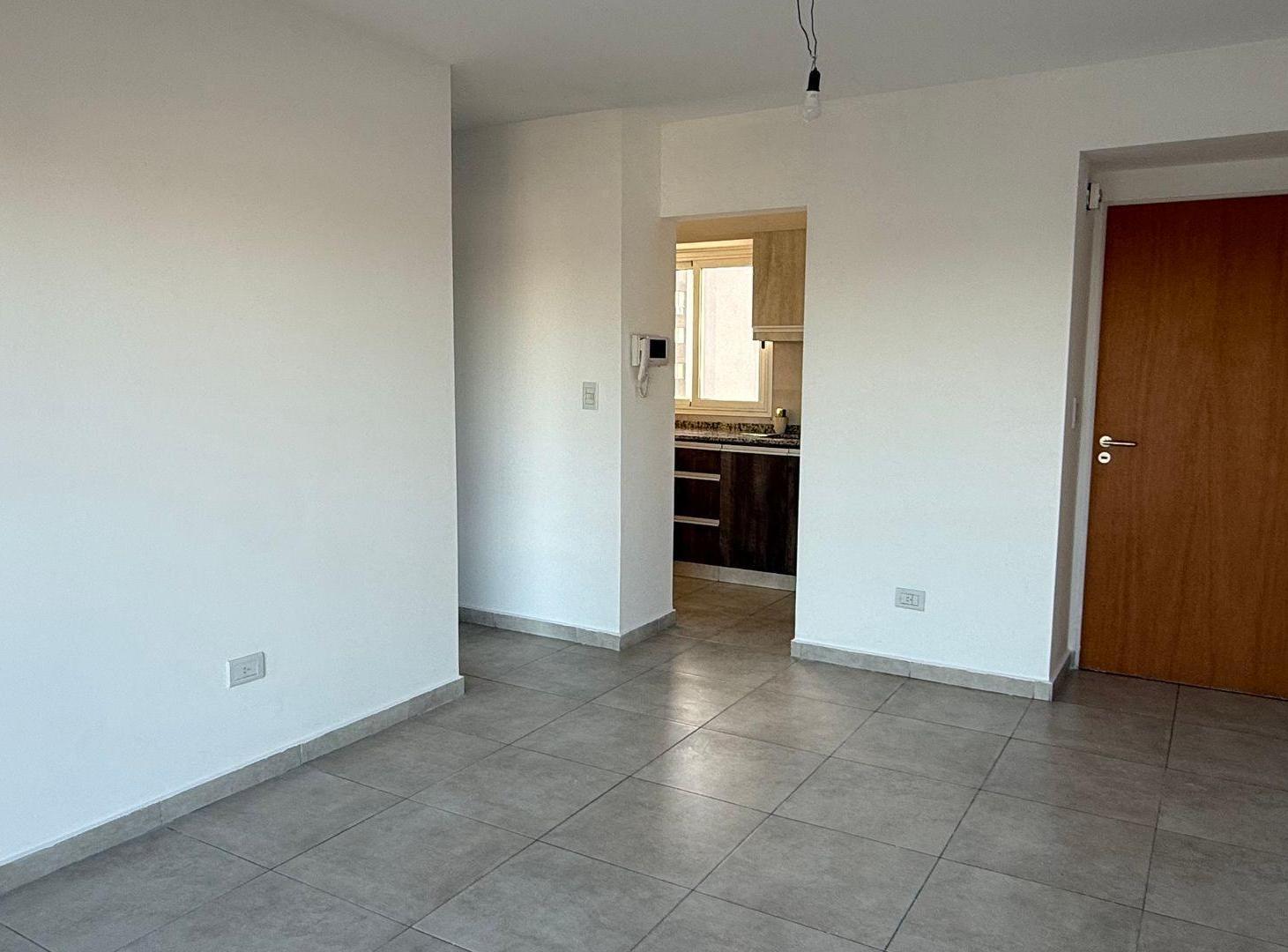 Foto de VENTA DEPTO 2 AMBIENTES MORON C/COCHERA APTO CRED., imagen 1