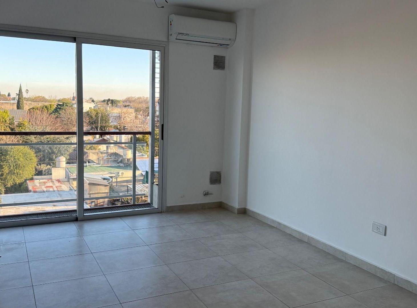 Foto de VENTA DEPTO 2 AMBIENTES MORON C/COCHERA APTO CRED., imagen 2