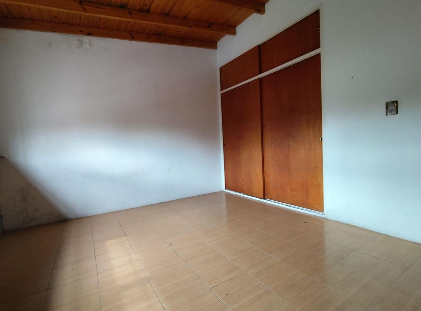 Foto de VENTA DOS PLANTAS PH 4 AMBIENTES MORÓN SUR, imagen 4