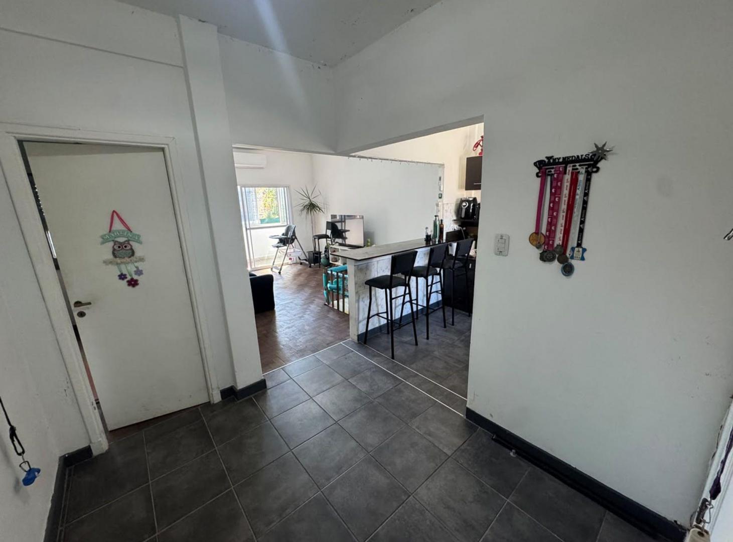 Foto de VENTA PH 3 AMBIENTES CIUDADELA TRES DE FEBRERO, imagen 2