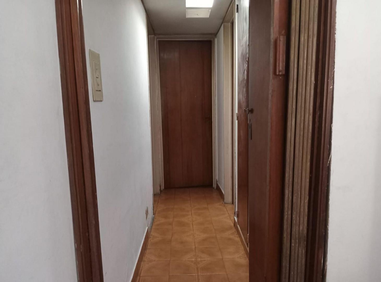 Foto de VENTA DTO 3 AMB AL FRENTE CON BALCON CONSTITUCION, imagen 5