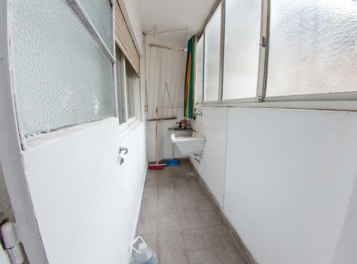 Foto de VENTA DEPTO. 2 AMBIENTES LINIERS BALCÓN Y LAVADERO, imagen 5