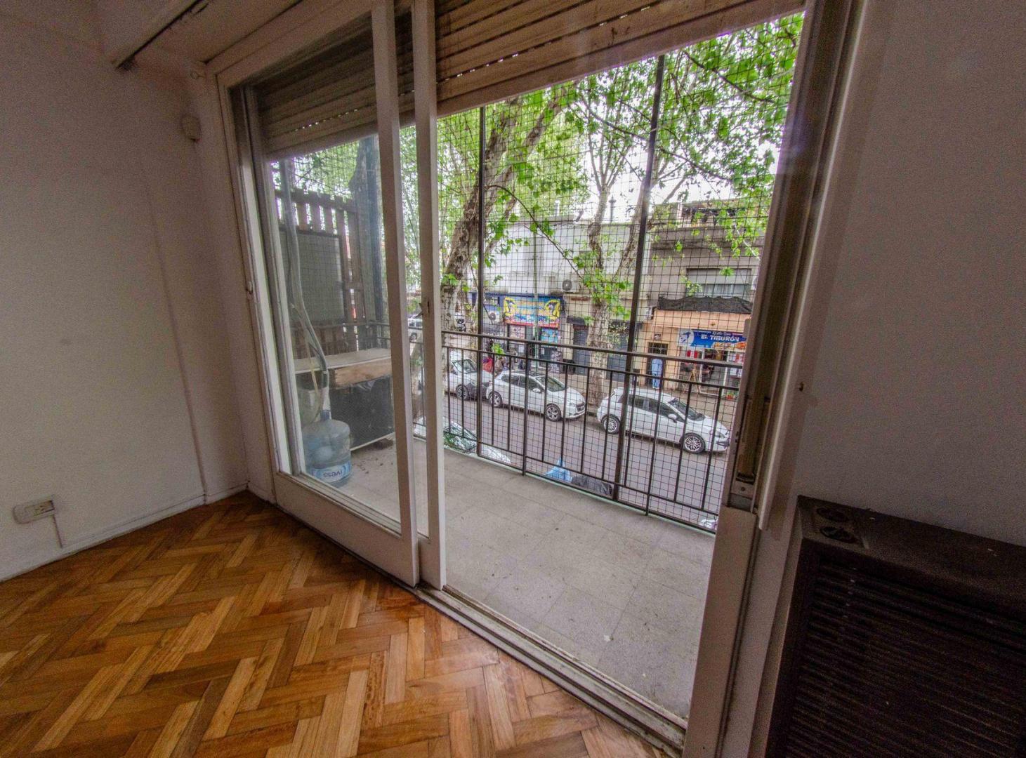 Foto de VENTA DEPTO. 2 AMBIENTES LINIERS BALCÓN Y LAVADERO, imagen 4