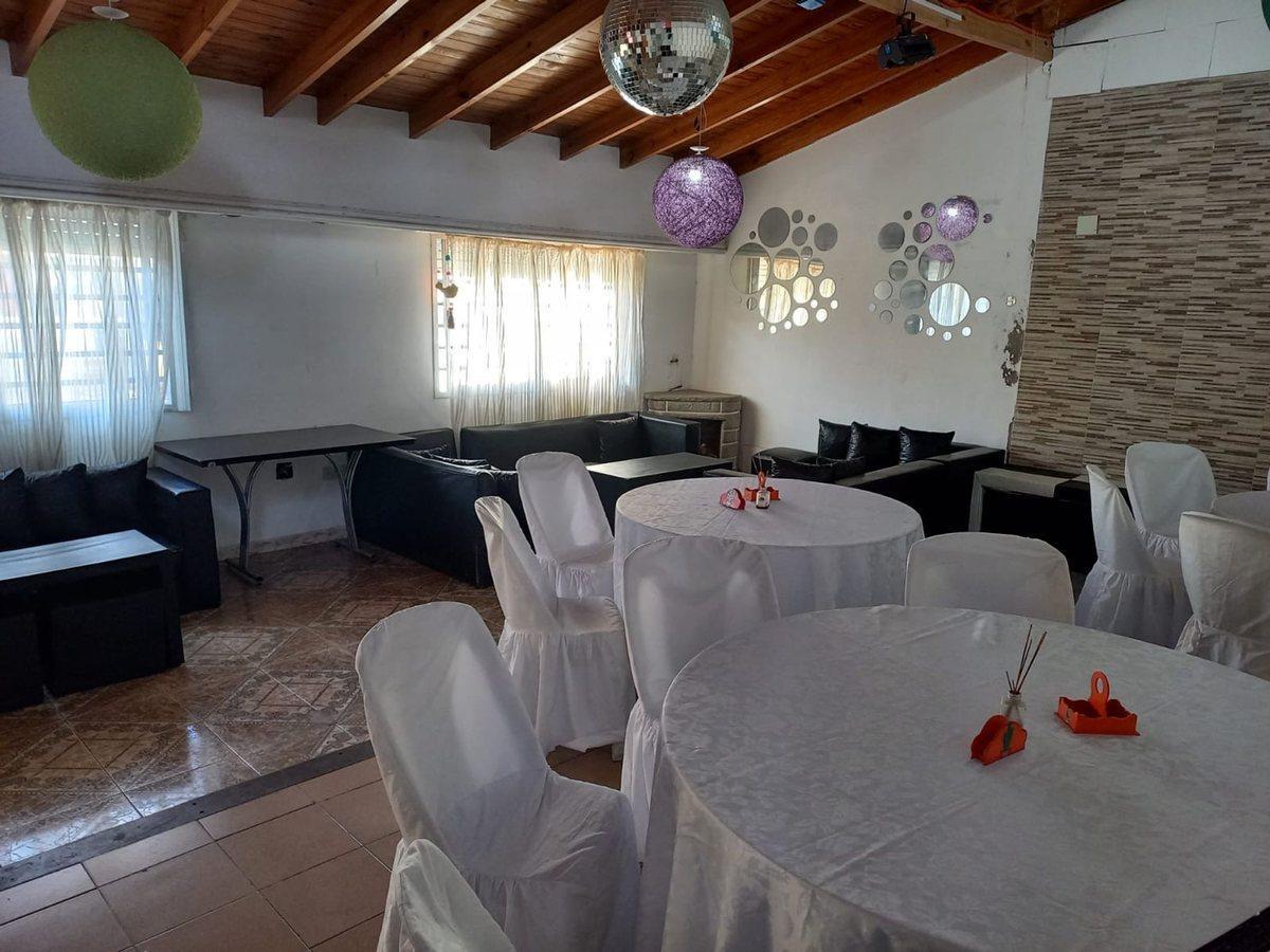Foto de VENTA CASA 5 AMB C/PILETA JARDIN Y DEPTO FINANCIA, imagen 5