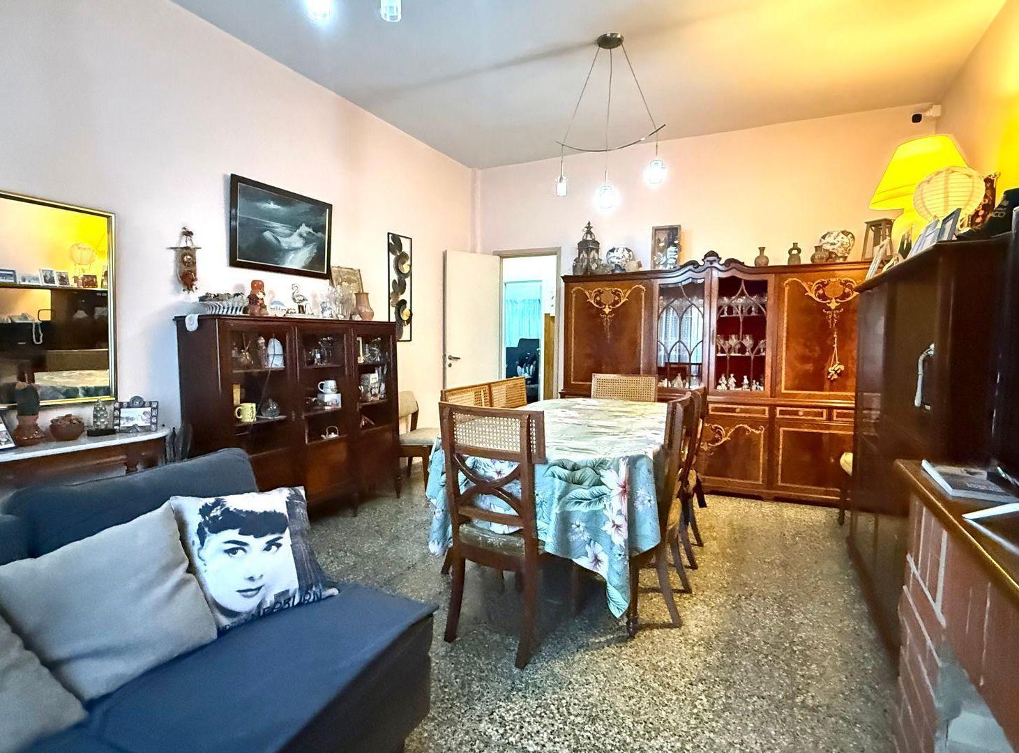 Foto de VENTA CASA 4 AMBIENTES RAMOS MEJIA CON PATIO, imagen 2