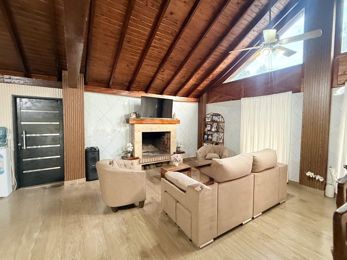 Foto de VENTA CASA 4 AMB FCO ALVAREZ ACEPTA PERMUTA, imagen 2