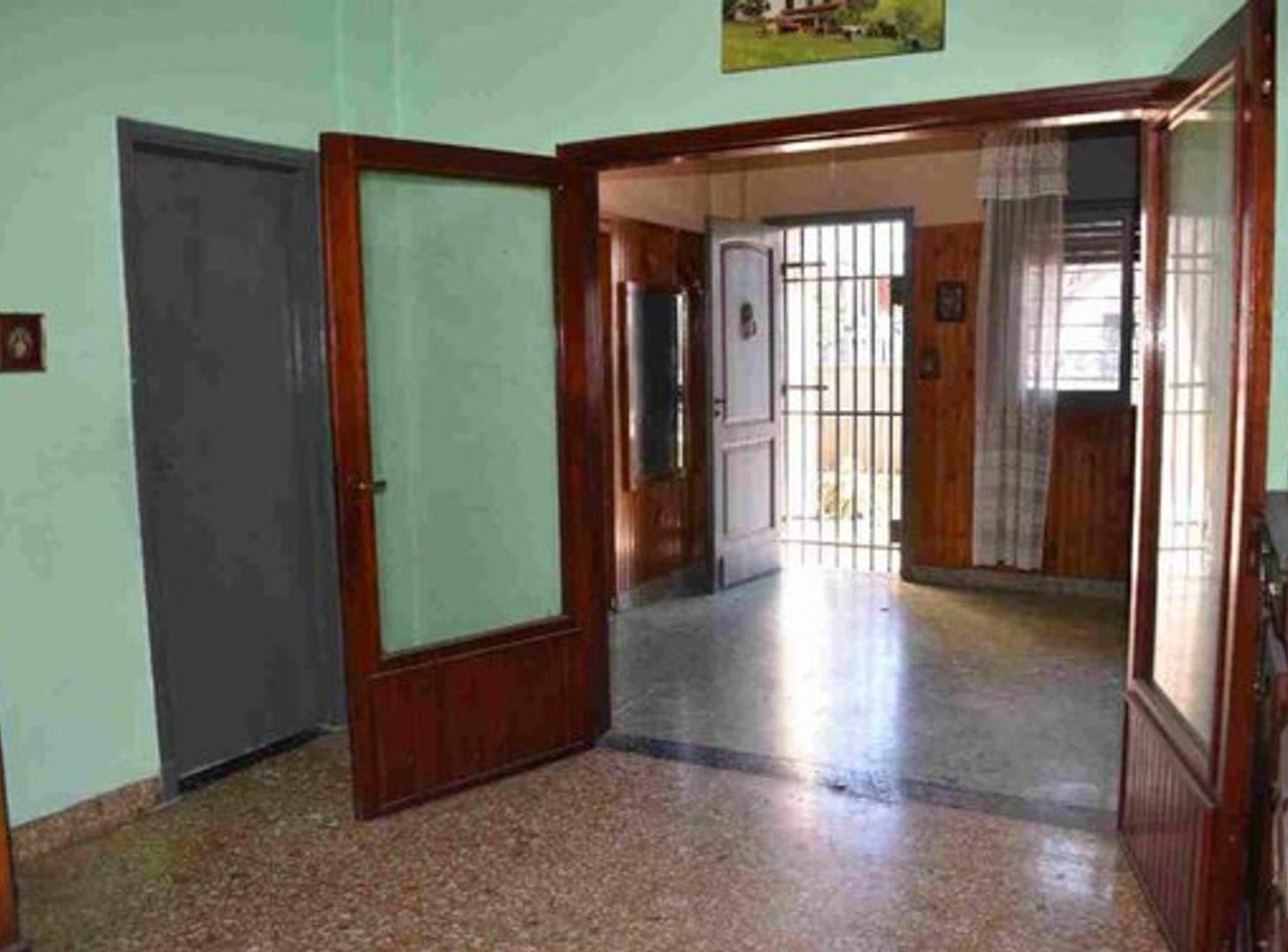 Foto de VENTA CASA 5 AMBIENTES RAMOS MEJIA APTO CREDITO, imagen 4