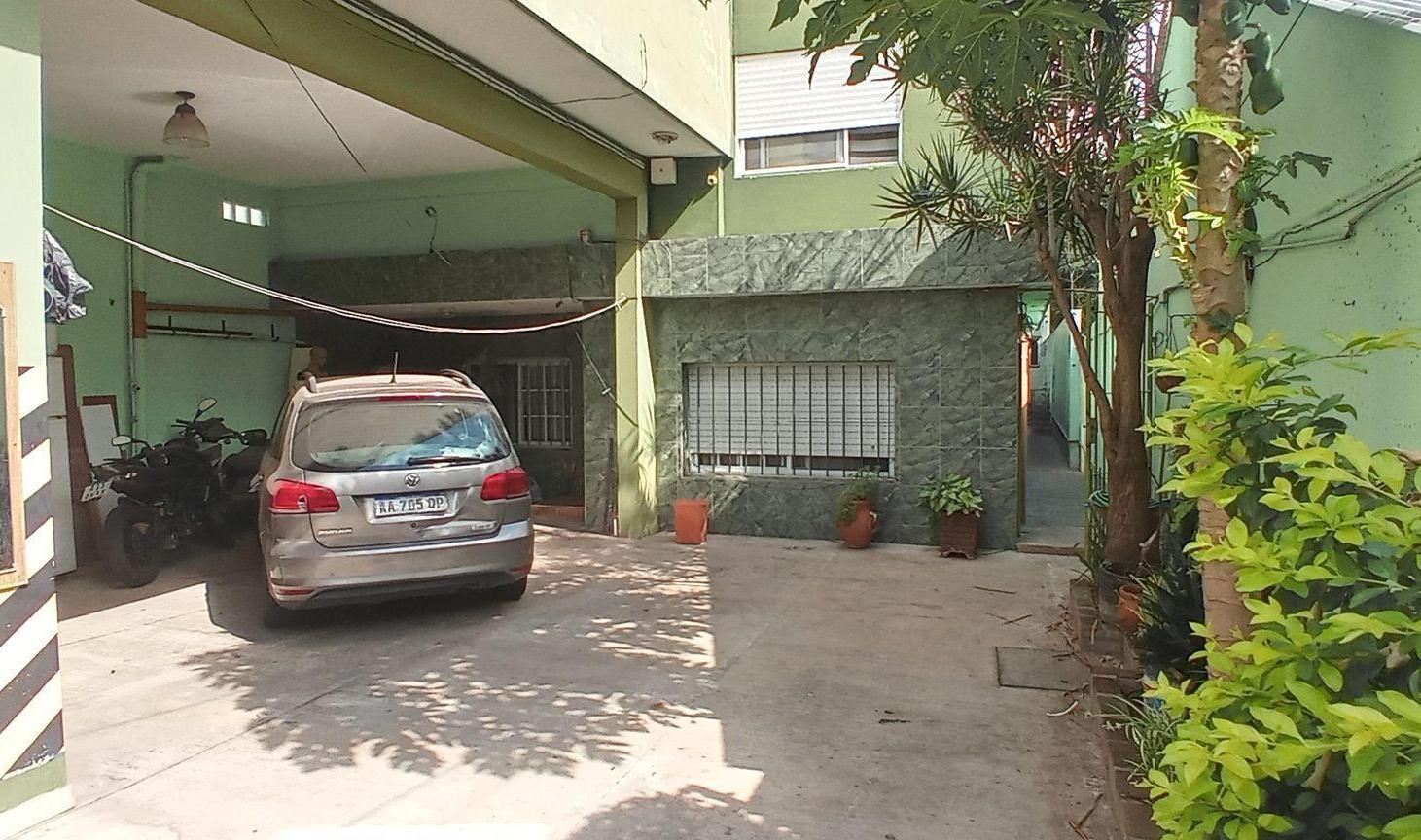 Foto de VENTA DE EDIFICIO EN BLOQUE MORON OPORTUNIDAD, imagen 2