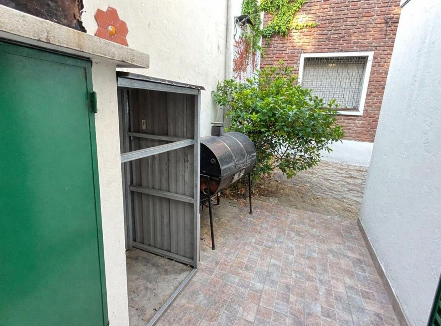 Foto de VENTA CASA 3 AMBIENTES EN MORON APTO CREDITO, imagen 3