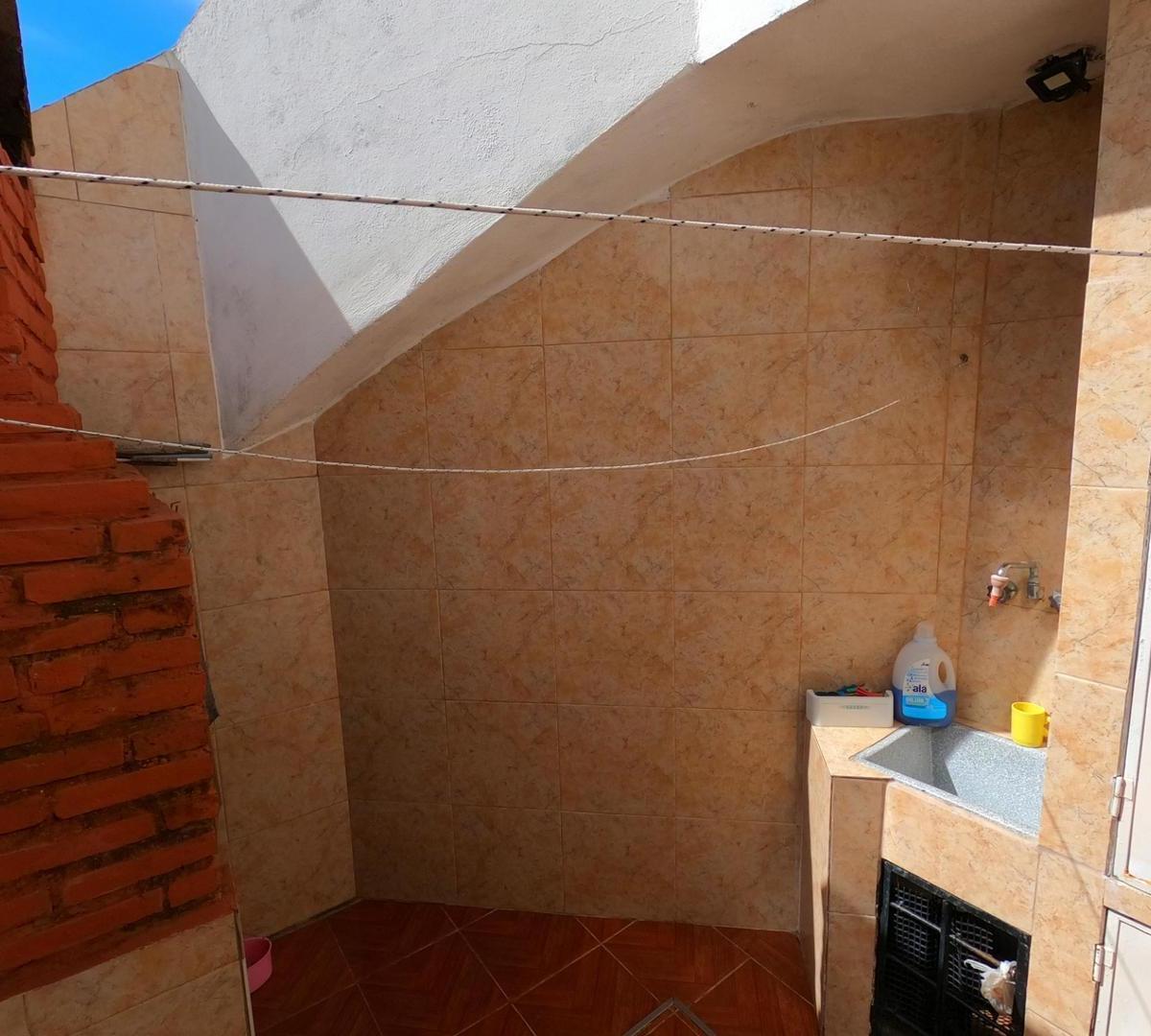 Duplex, Cerca de La Plaza, Cochera Descubierta. 60 m 5