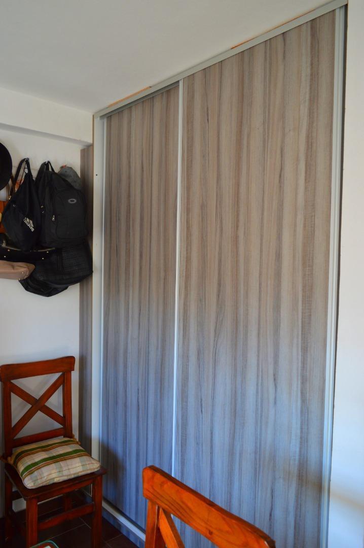 Chalet en Esquina, 2 Años de Antigüedad, con Depto. 30 m 5