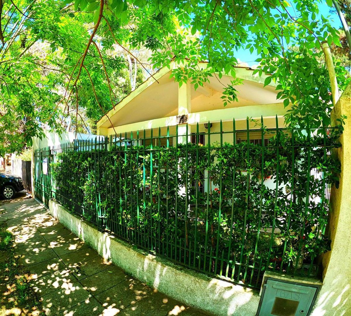 Chalet en Lote de 240 m, Esquina, Gas Natural 3