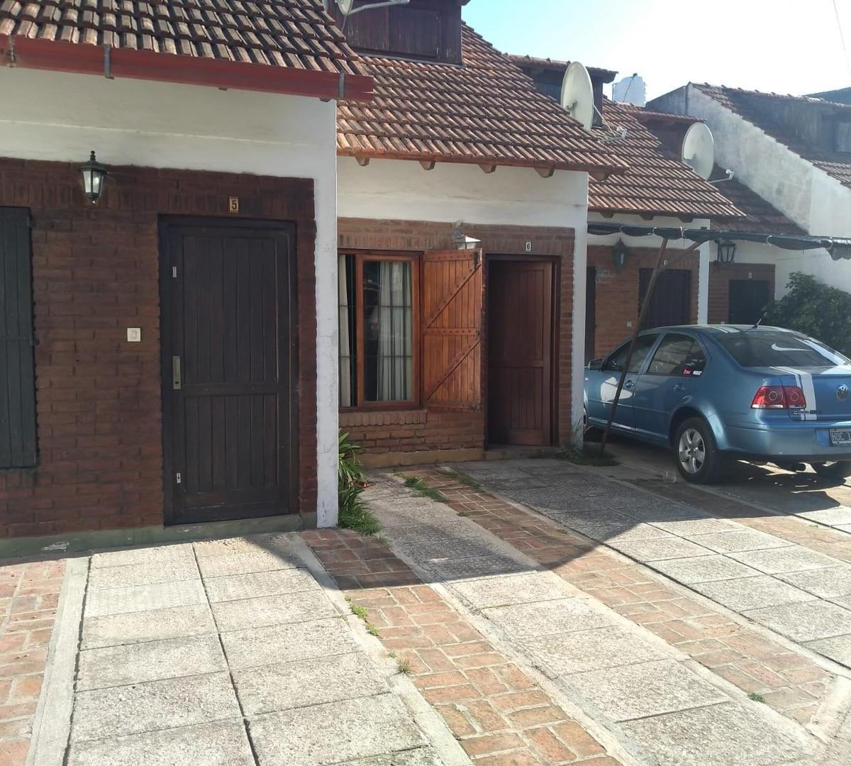 Duplex Exc. Estado, Barrio de Categoria 2
