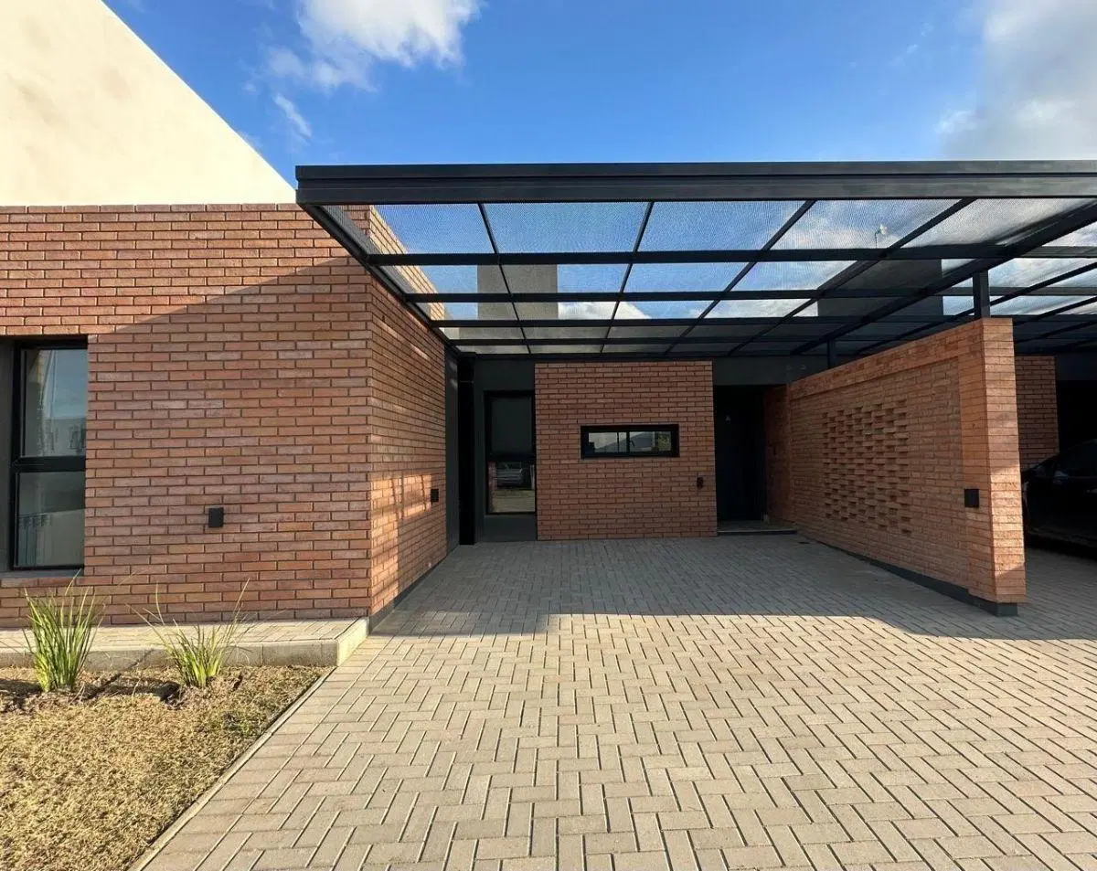 VENTA DUPLEX DE CATEGORÍA EN SAN IGNACIO VILLAGE - 3 DORMITORIOS, A ESTRENAR 4