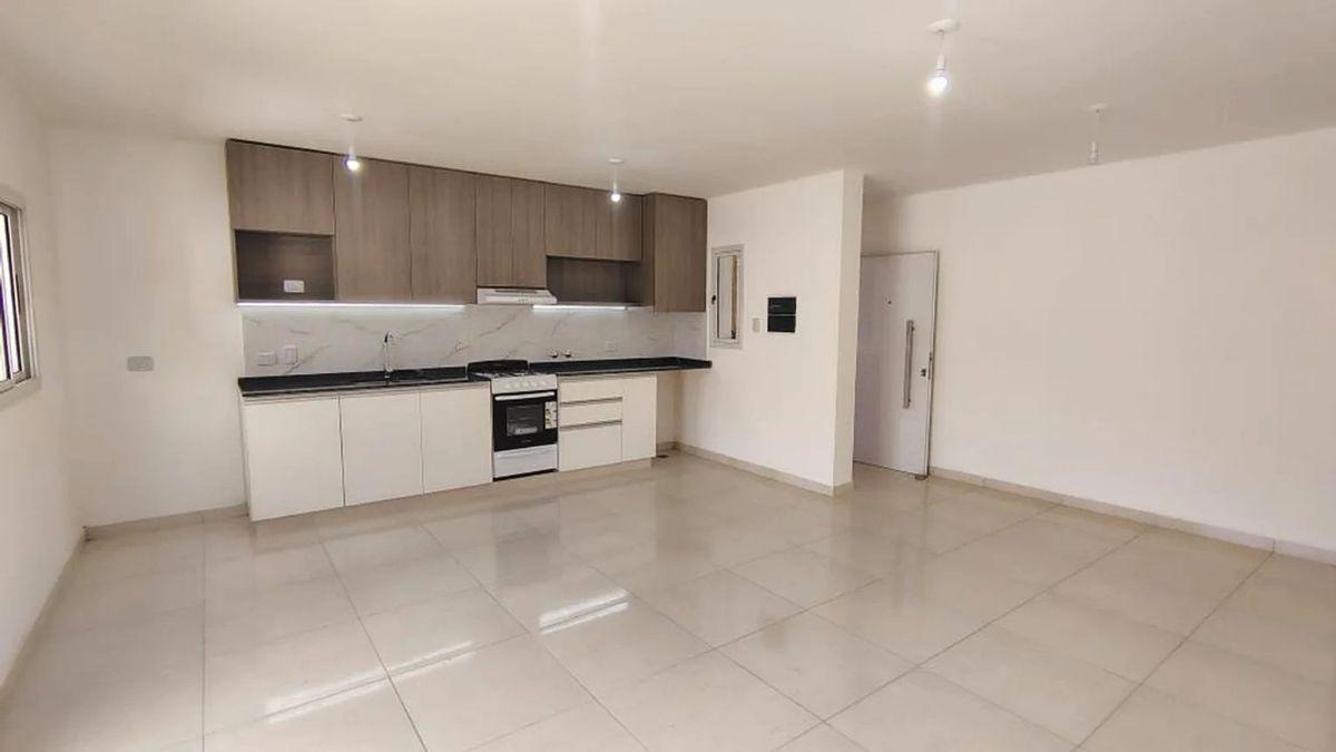 Foto de VENTA DUPLEX EN DOCTA AVENIDA - 2 DORMITORIOS, EN POZO, imagen 4