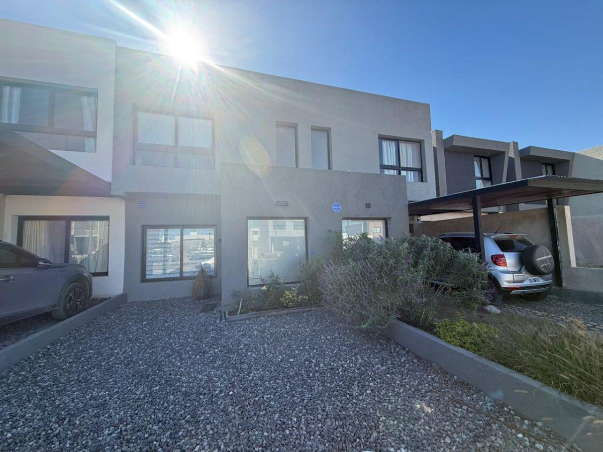 VENTA DUPLEX EN DOCTA MALAGUEÑO - 2 DORMITORIOS