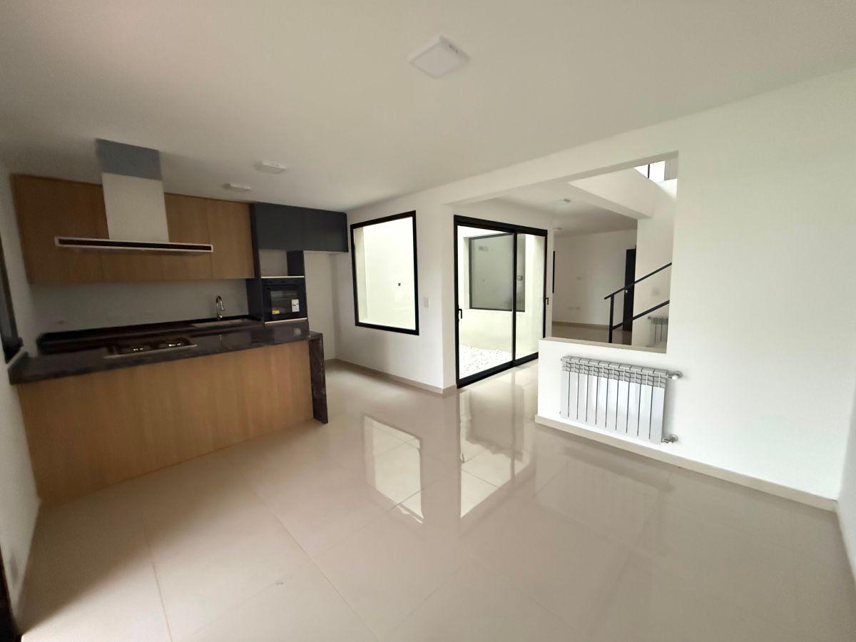 Foto de VENTA DUPLEX EN DOCTA CÓRDOBA, ETAPA 2 - 3 DORMITORIOS, A ESTRENAR, imagen 2