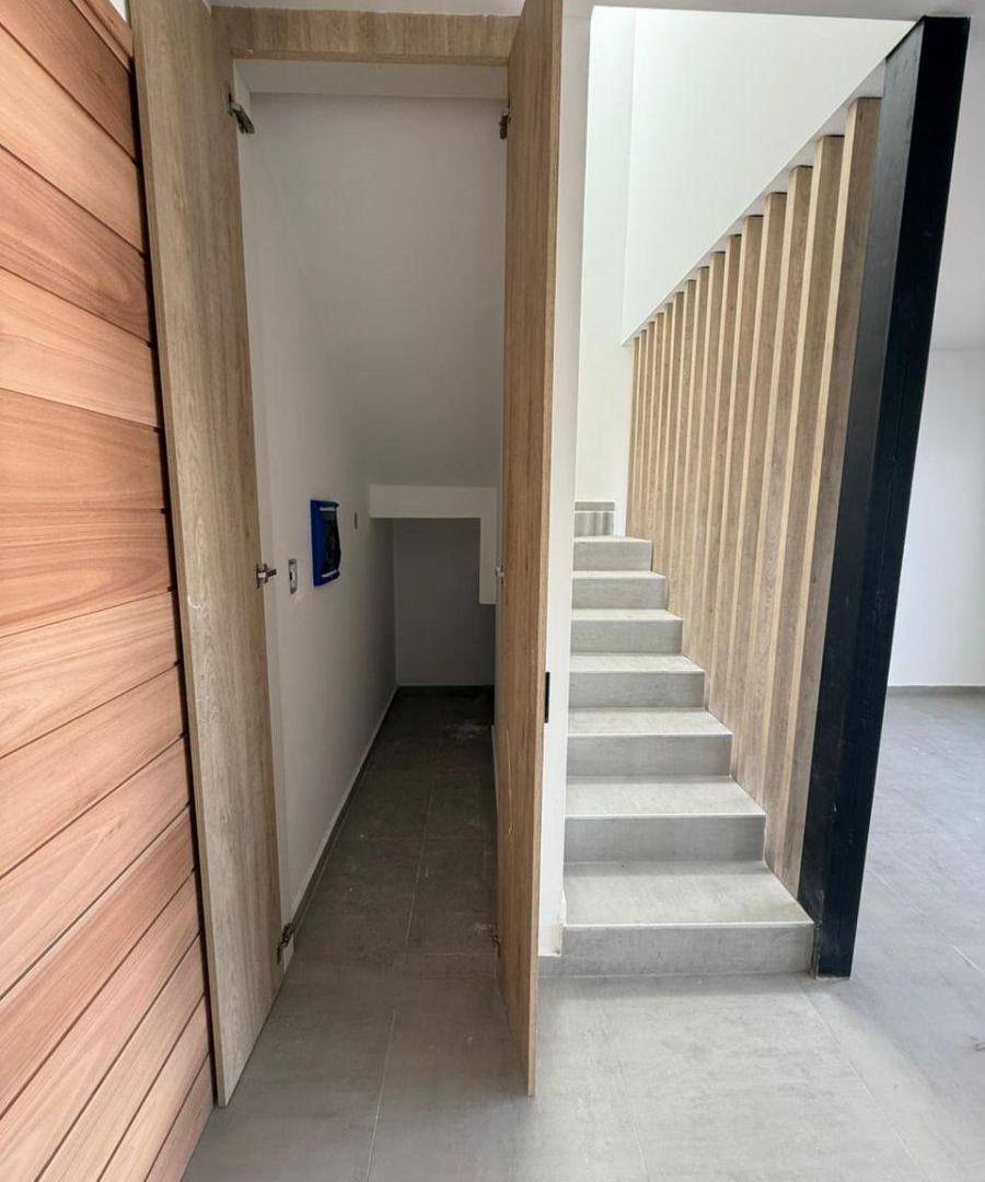 Foto de VENTA DUPLEX DE CATEGORÍA EN MANANTIALES II - 3 DORMITORIOS, A ESTRENAR, imagen 4