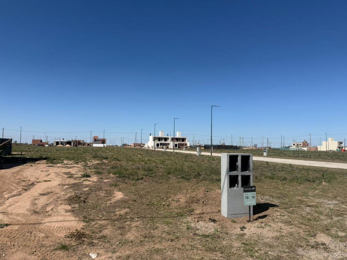 Foto de VENTA LOTE EN ABRAS DE MANANTIALES - 259m2, EXCELENTE UBICACIÓN, imagen 1