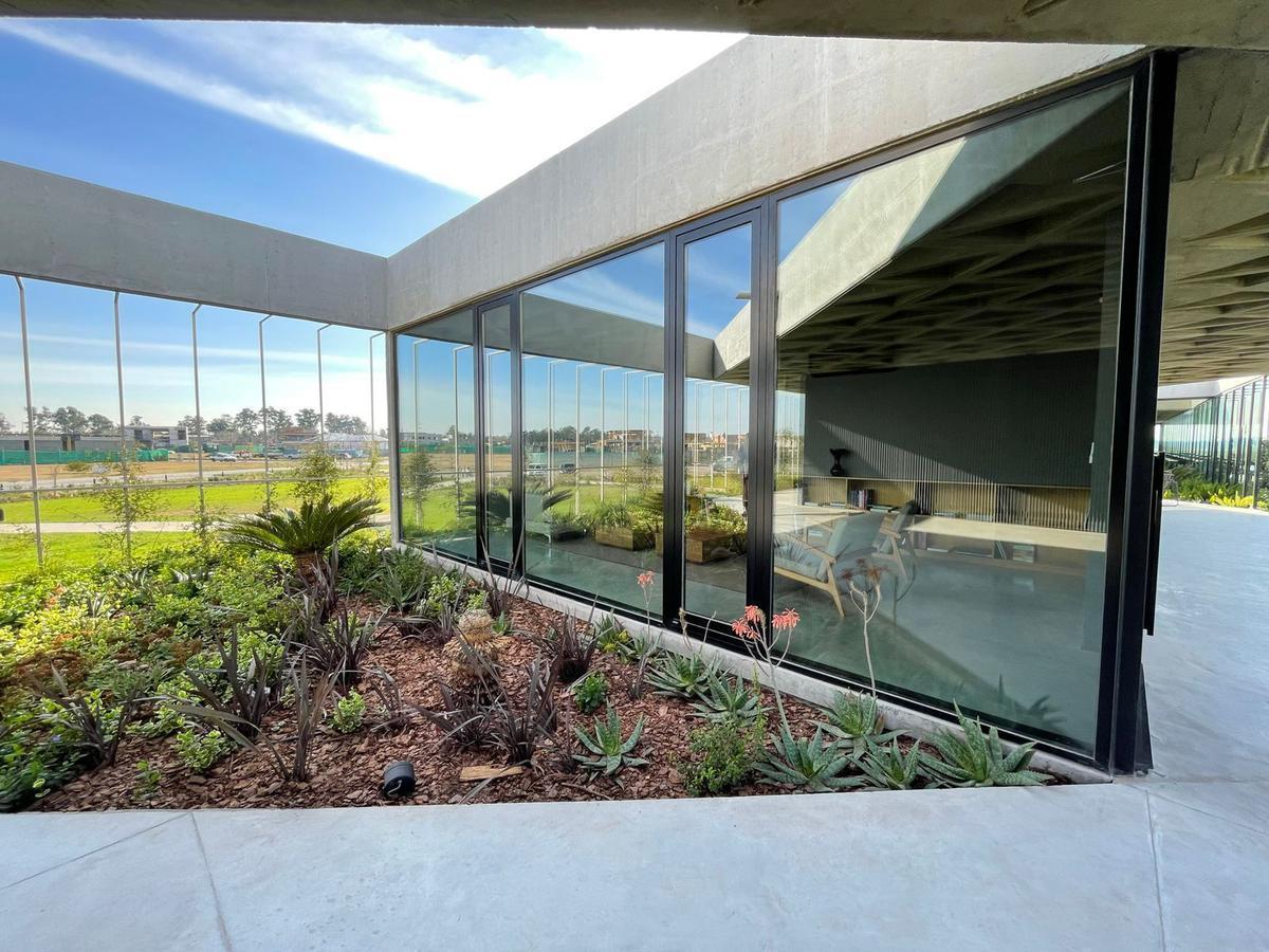 Venta Terreno 800 m² en Barrio Vida 1 Funes