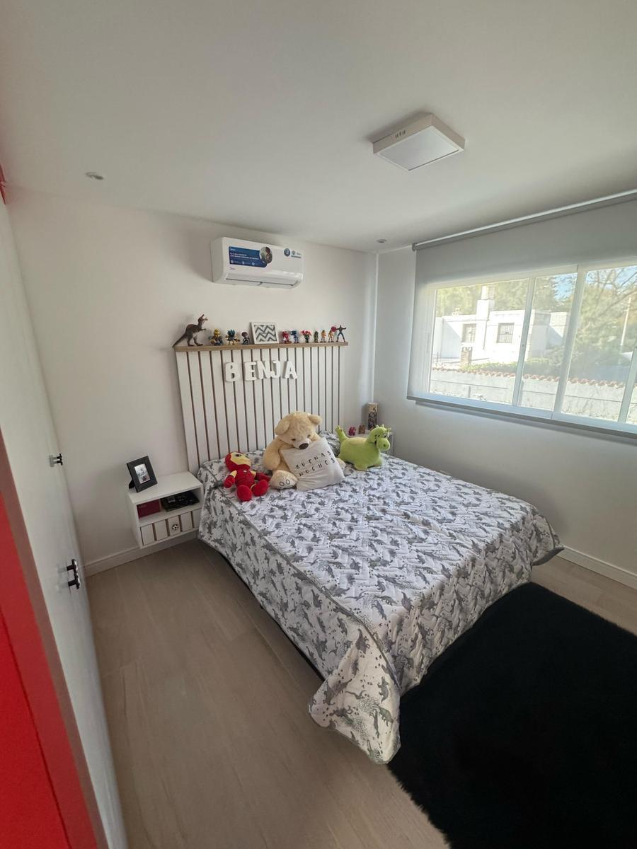 Venta Casa 3 Dormitorios en barrio Villa Sofia Fisherton